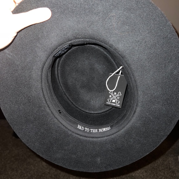 Hat - Picture 4 of 5